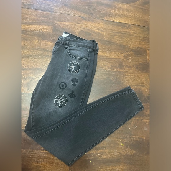 Torrid Skinny Jeans - Picture 6 of 6